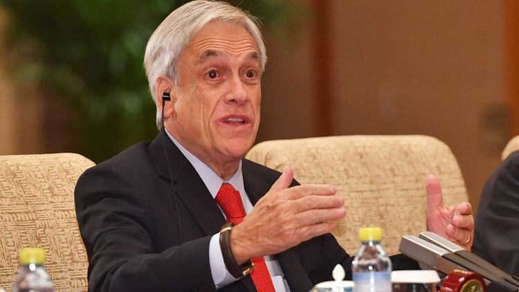 El presidente de Chile, Sebastian Piñera, intenta evitar una ley de protección de glaciares que, según sus críticos, tendrá fuertes efectos negativos en la economía (EFE)