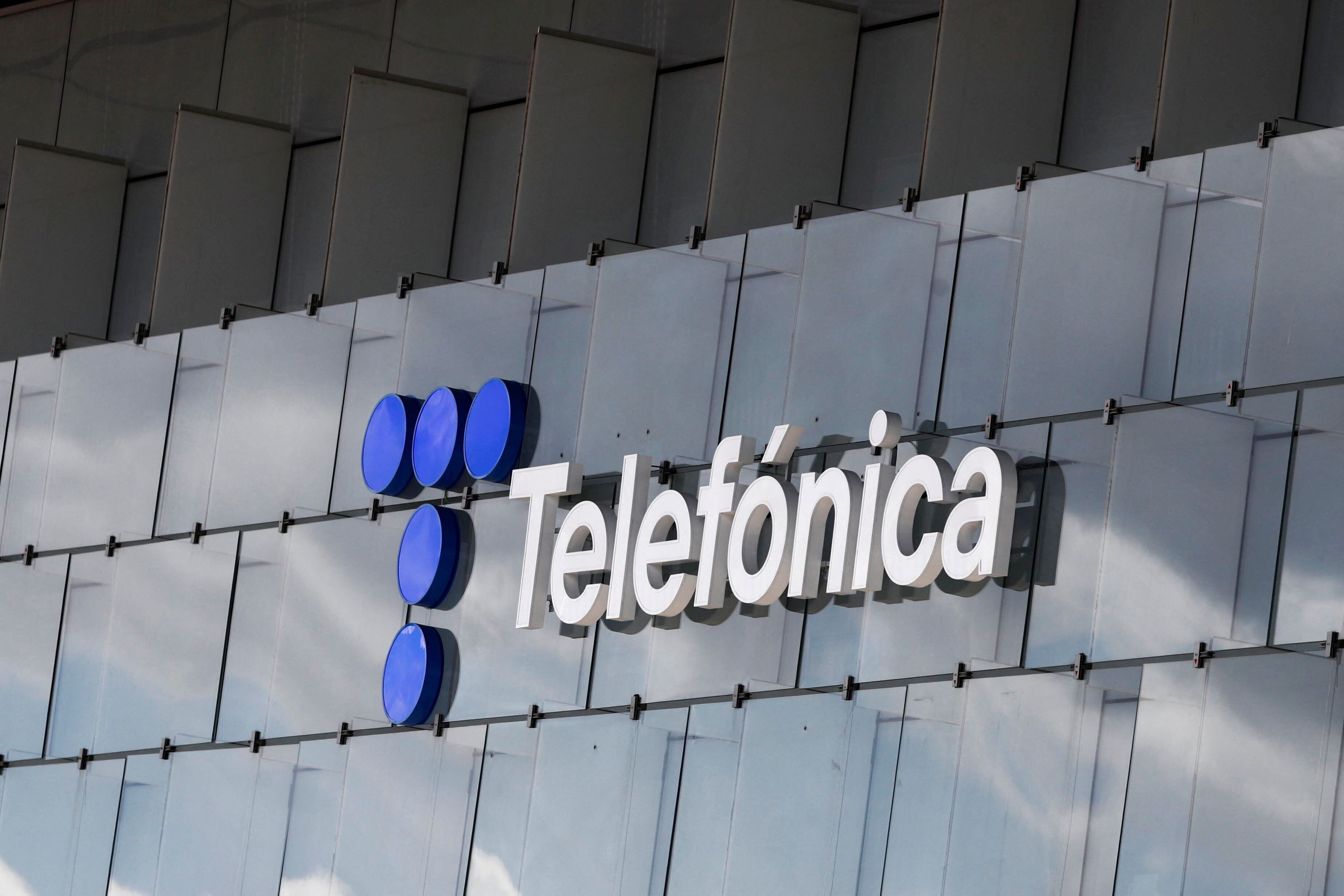 Imagen del logo del Telefónica (REUTERS/Sergio Perez)