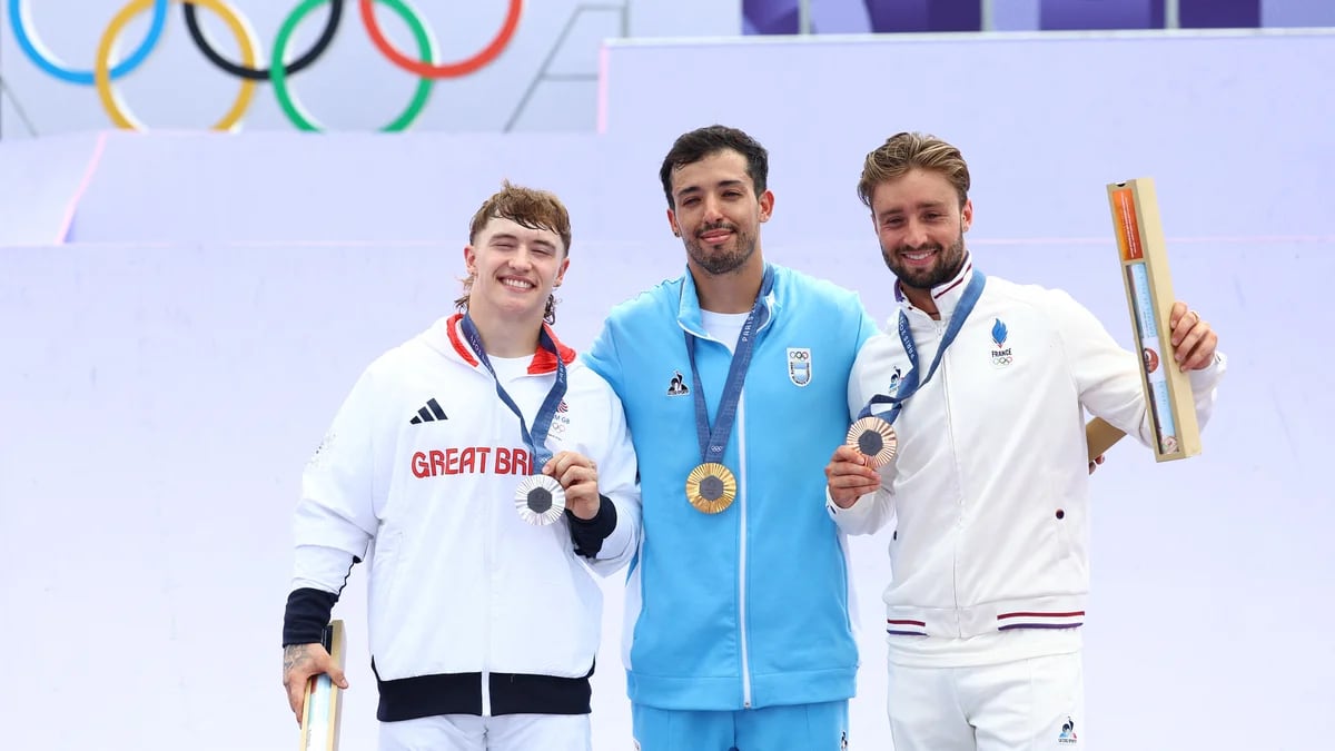 La escena más esperada: el momento en el que Maligno Torres se colgó la medalla dorada y sonó el himno argentino en los Juegos Olímpicos de París 2024