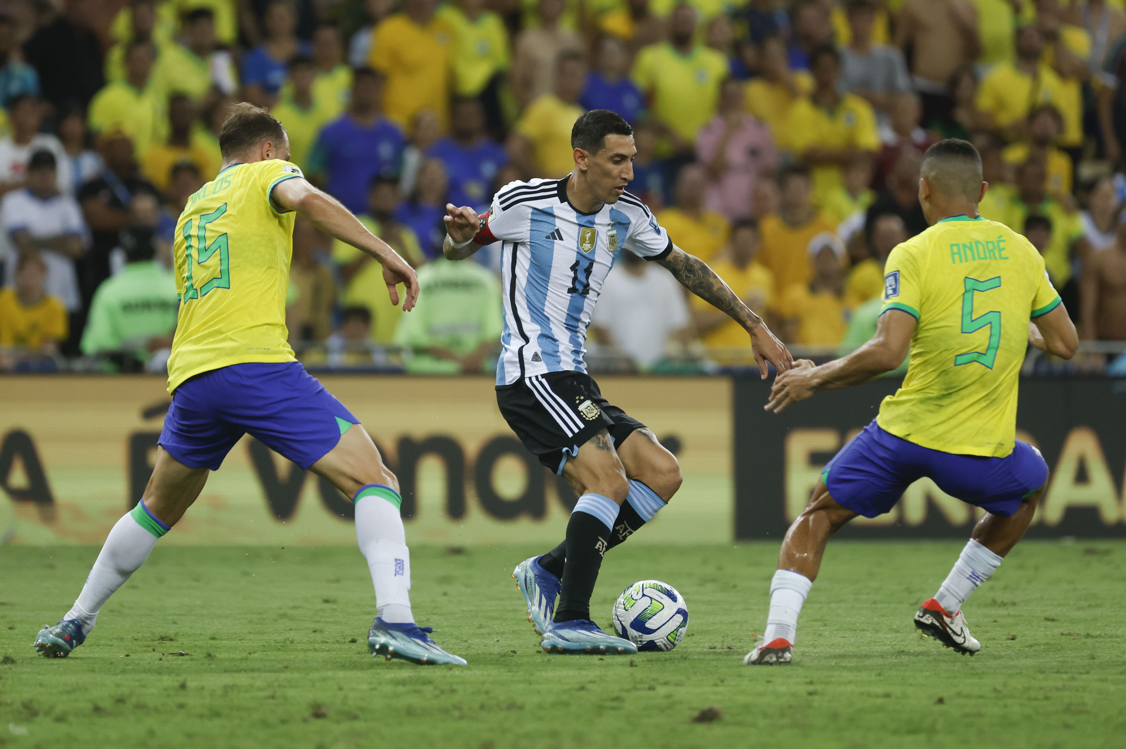 Di María ingresó por Messi a los 77 minutos en el estadio Maracaná (Foto: EFE)