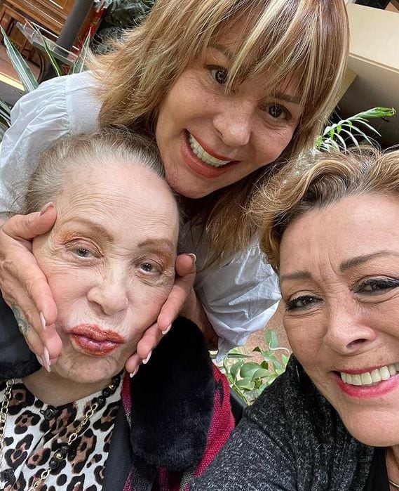 Silvia Pinal, Alejandra Guzman and Sylvia Pasquel