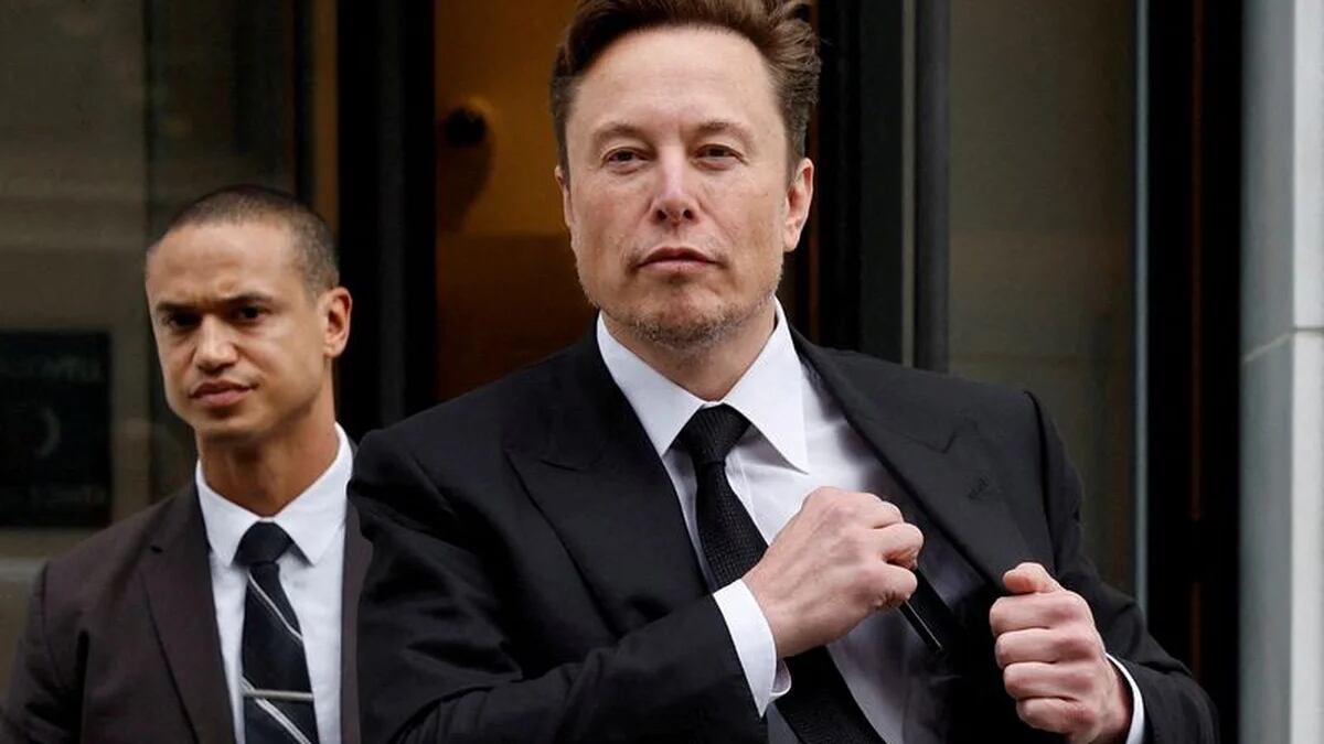 La diplomacia de Elon Musk: relacionarse con líderes de derecha para expandir su imperio
