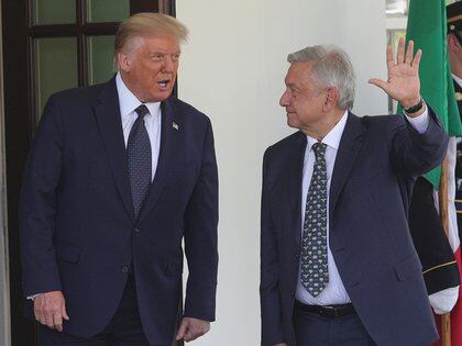 El símbolo al que se refirió López Obrador fue a la que él mismo definió como “el águila juarista y republicana”  (Foto: REUTERS/Tom Brenner)