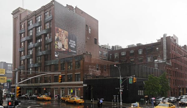 El edificio histórico Chelsea Market en el barrio Meatpacking District de Nueva York. (AP)