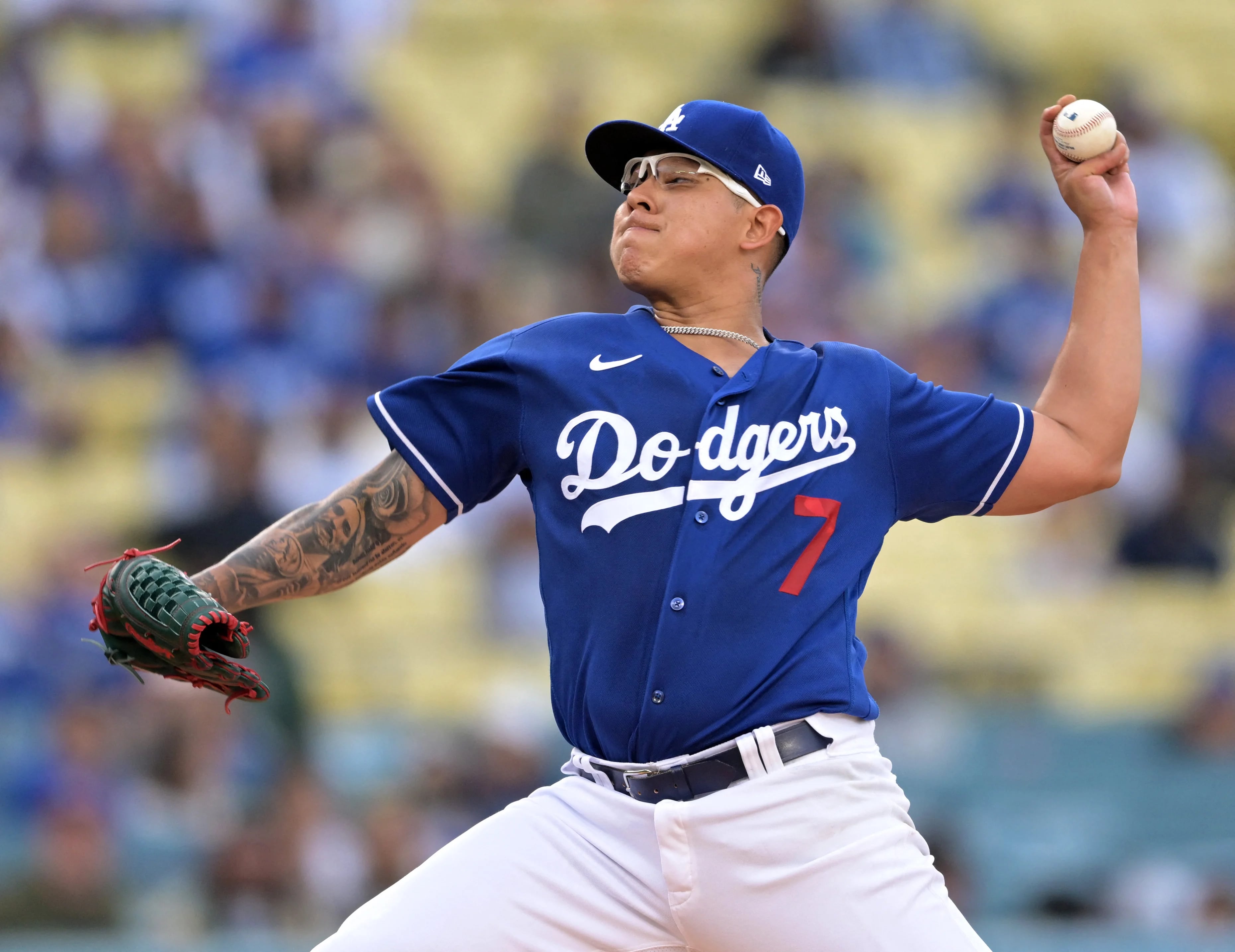 Hernández: Julio Urias came of age this season. Now he can seal