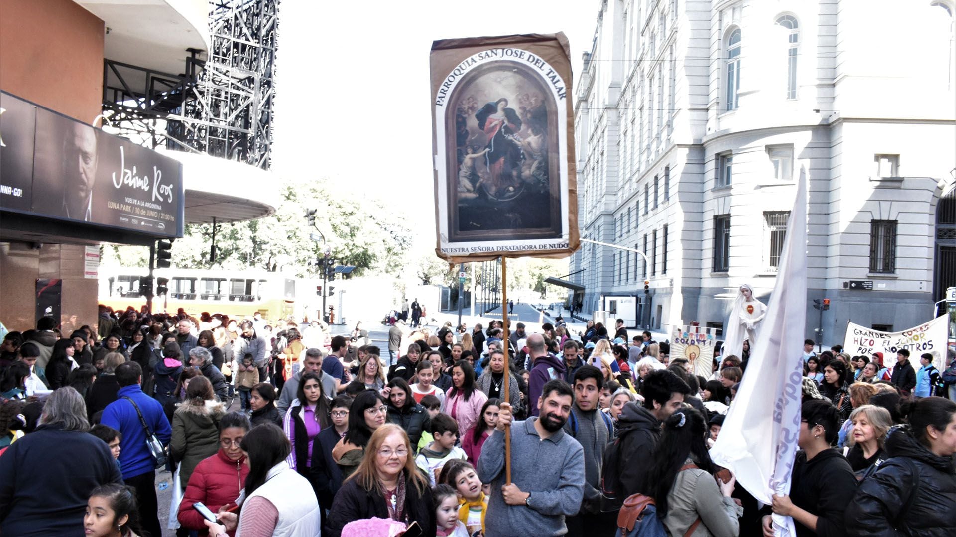 La celebración religiosa dirigida al público infantil tuvo lugar este sábado por la tarde