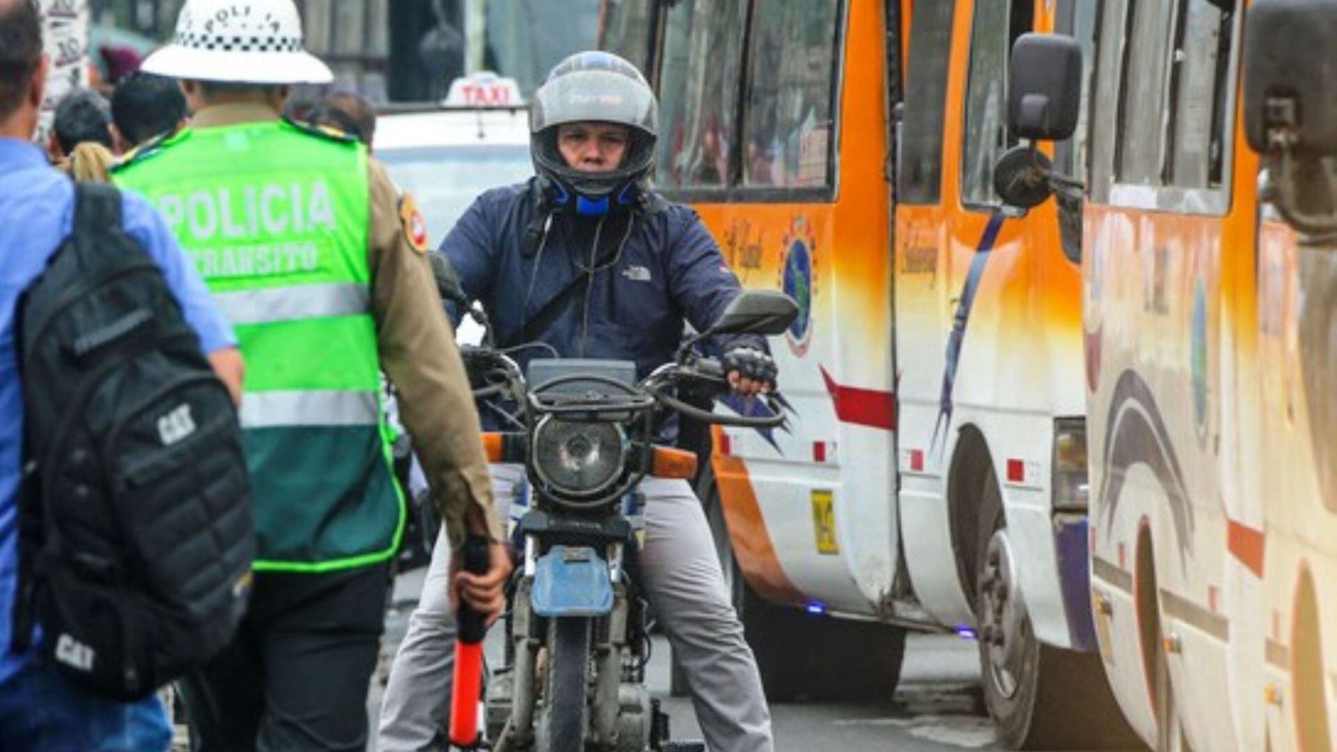 Mientras no terminen las migraciones, ni la Policía Nacional del Perú (PNP), ni otra autoridad, podrá sancionar a un conductor cuyo brevete no figure en el Sistema Nacional de Conductores. (Foto: Andina)