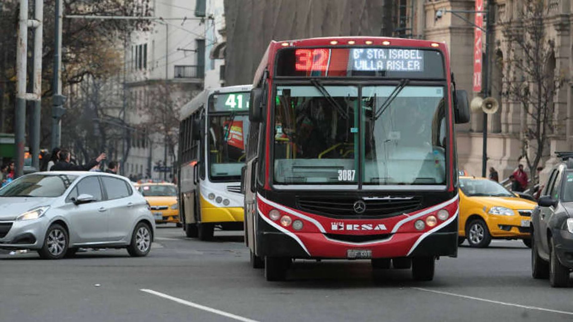 La UTA anunció un paro de 24 horas para este martes pero algunas provincias lograron acordar