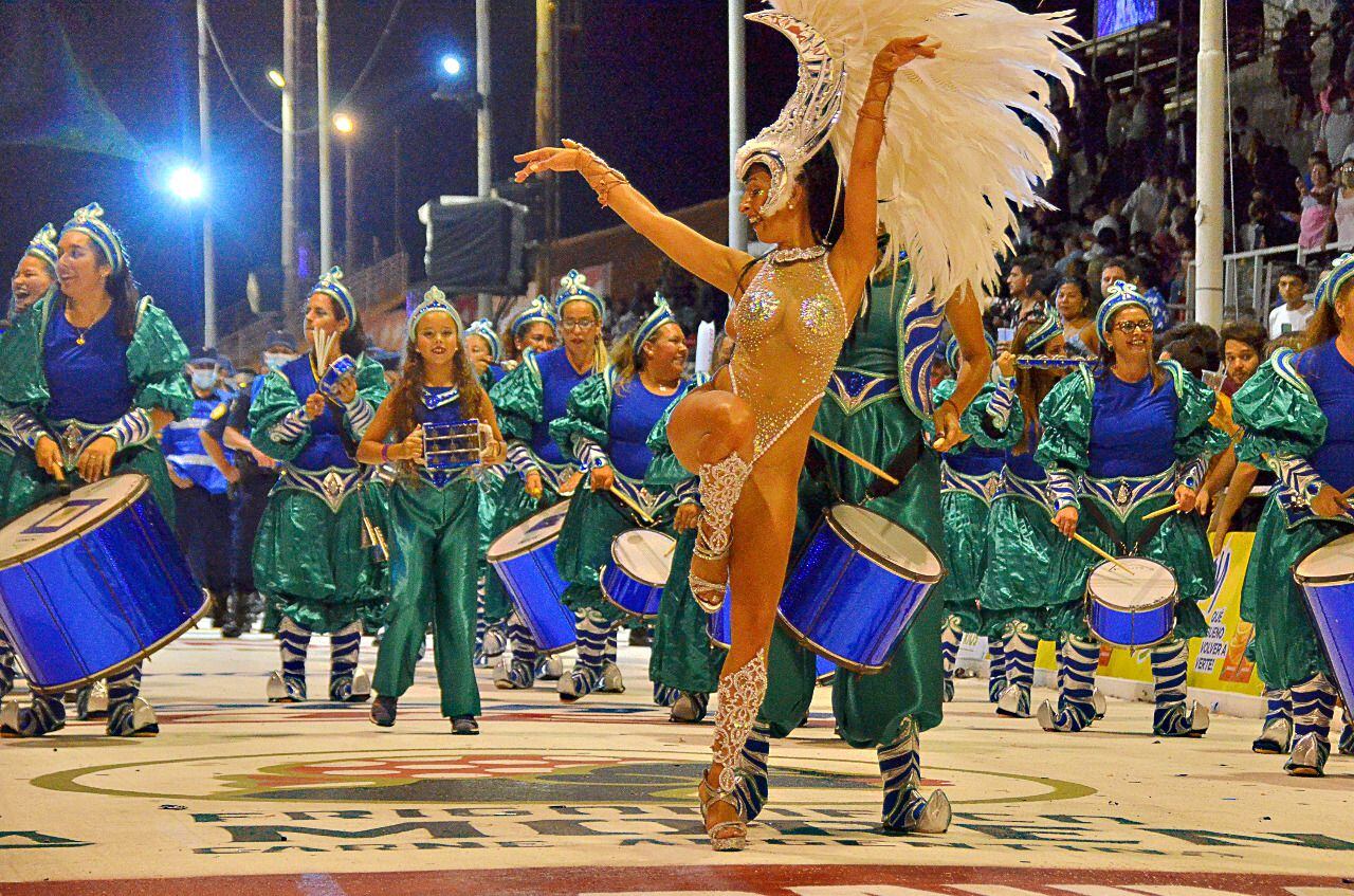 Luciana Figueroa carnaval"