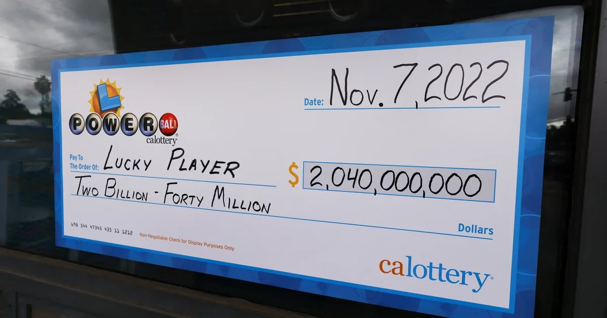 ,000 Million Powerball Winner Sues Alleged Ticket Theft