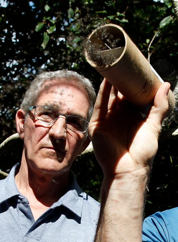 Dr. Bill Petrie, Director del departamento de control de mosquitos de Miami (AFP PHOTO / RHONA WISE)