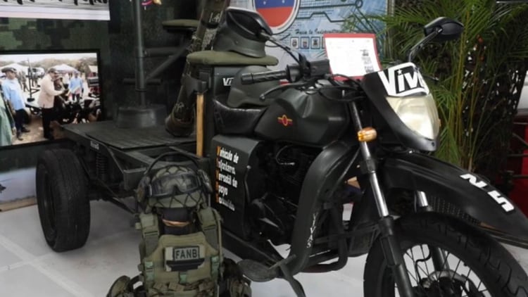 El VIVAS fue desarrollo con material de deshecho y estÃ¡ compuesto por una motocicleta y una plataforma en su parte trasera