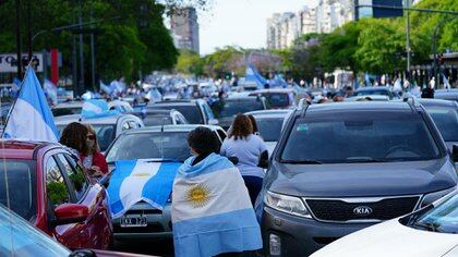 Muchos manifestantes se acercaron en sus vehículos particulares