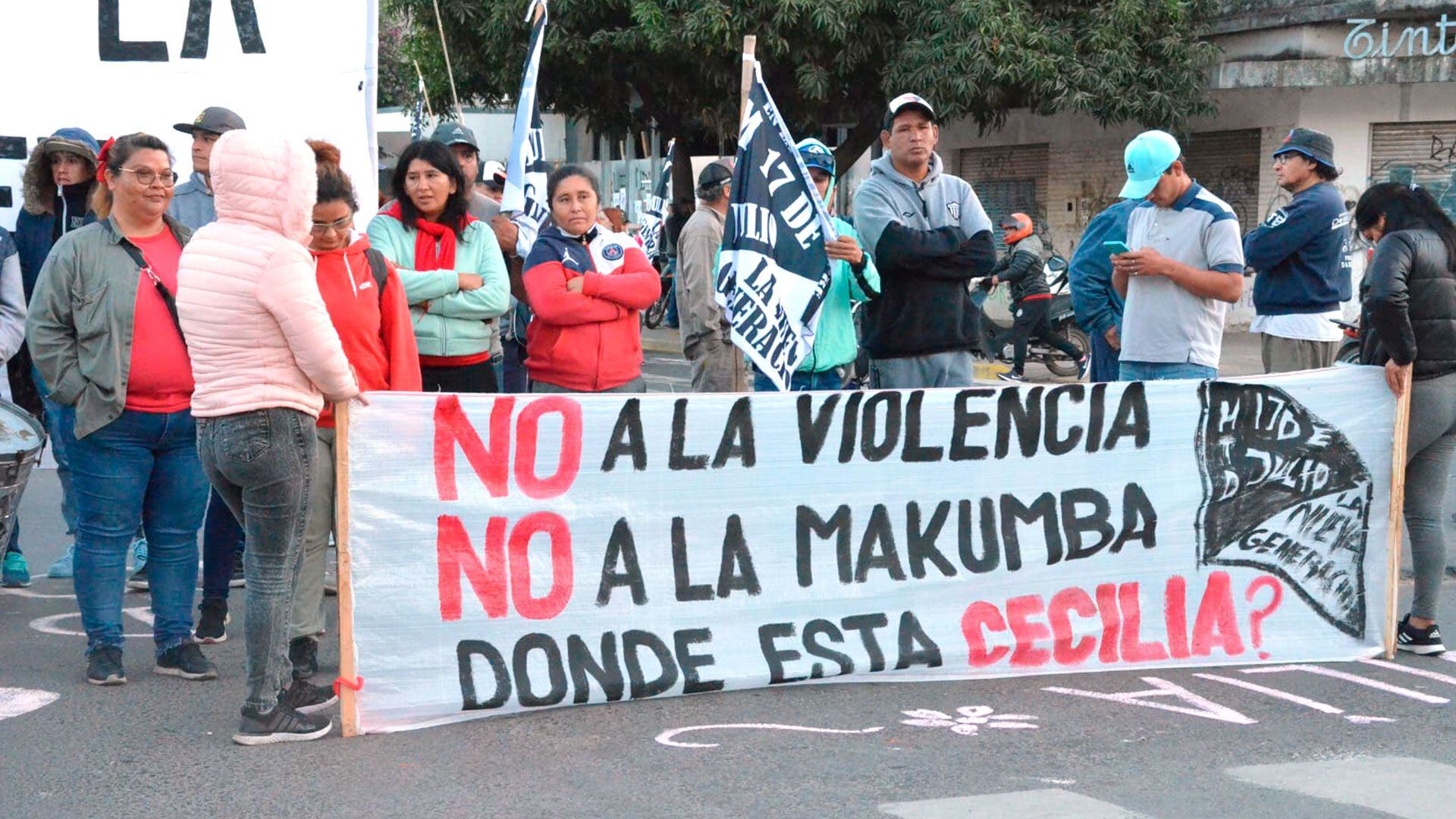 Militantes del movimiento de Emerenciano Sena en protesta por su liberacion (Edgar Aguirre)