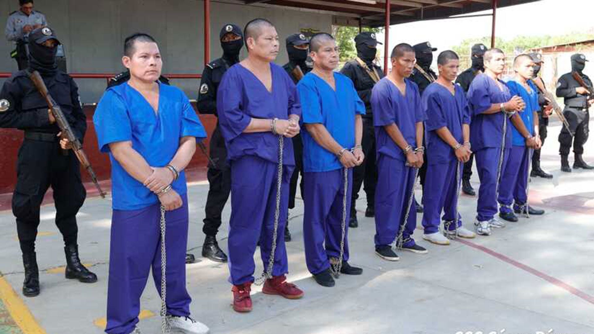 Siete de los ocho guardabosques indígenas condenados a cadena perpetua o penas de 25 años de prisión (Foto 19 Digital) 