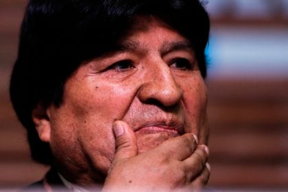“Si no nos unimos, vuelve [Evo] Morales, si no nos unimos la democracia pierde”, dijo la presidente interina de Bolivia, Jeanine Áñez (EFE/Juan Ignacio Roncoroni/Archivo)
