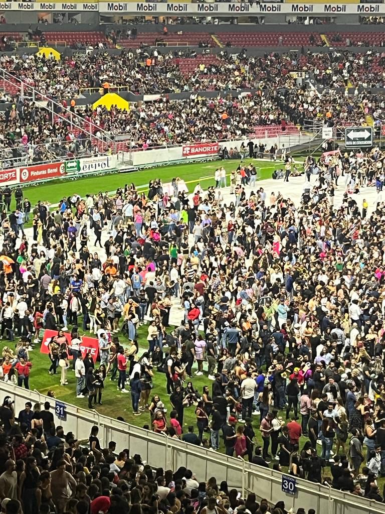 Estadio Jalisco cancha concierto Romeo santos