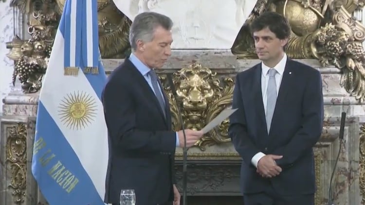 Mauricio Macri y el flamante ministro de Hacienda, Hernán Lacunza