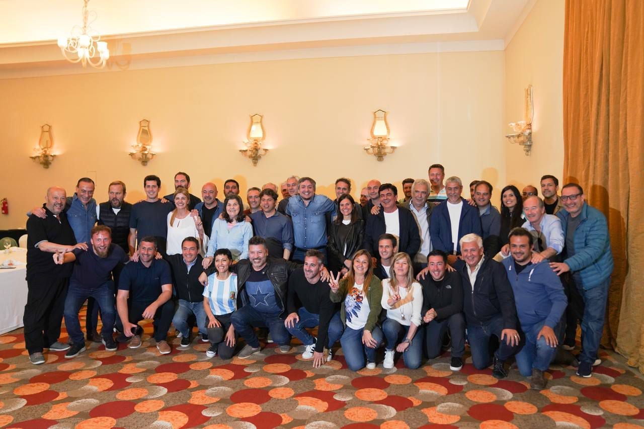 Encuentro con intendentes y dirigentes de la provincia en la previa al Congreso del PJ Maximo Kirchner