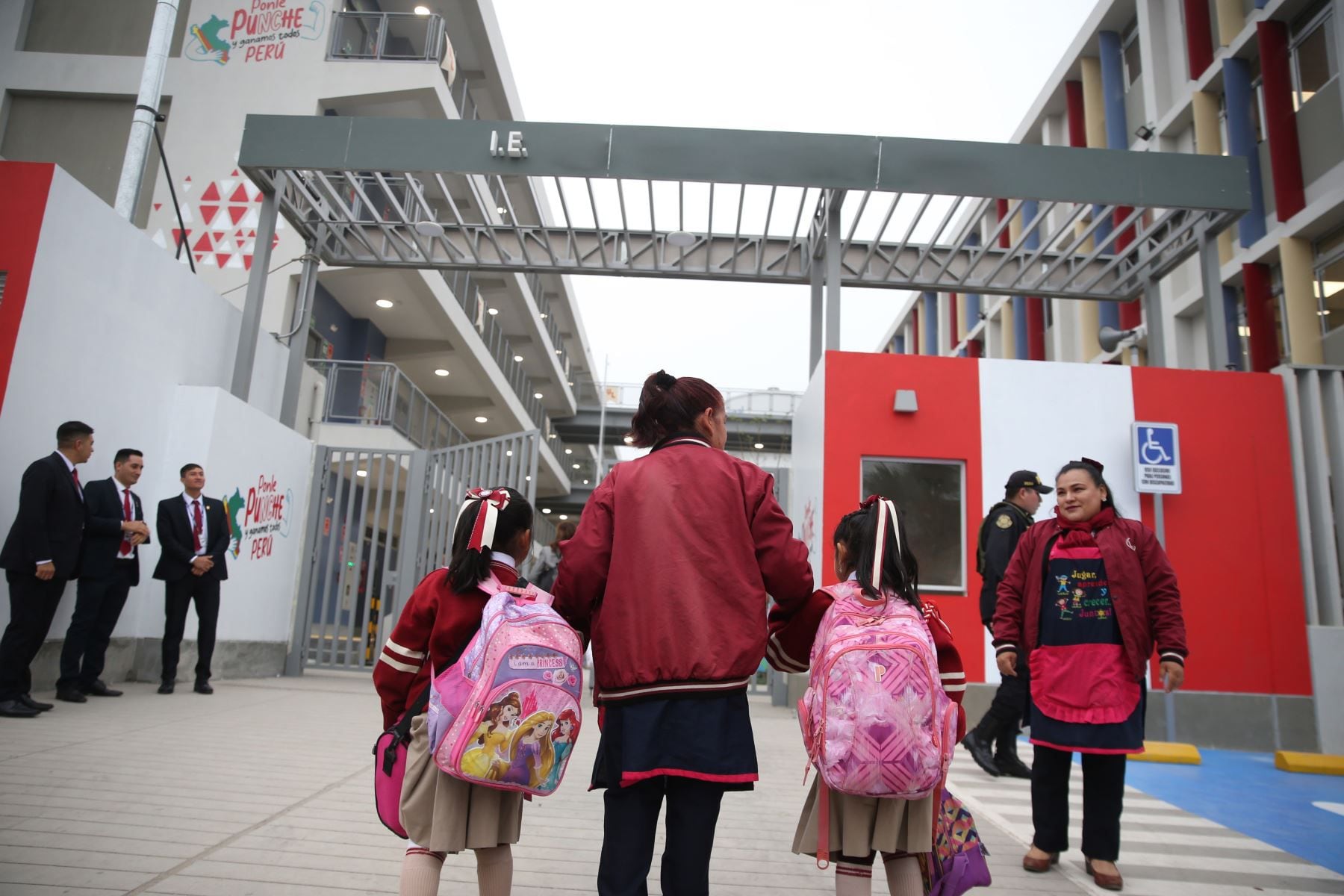 Minedu separó a docentes acusados. (Foto: Andina)