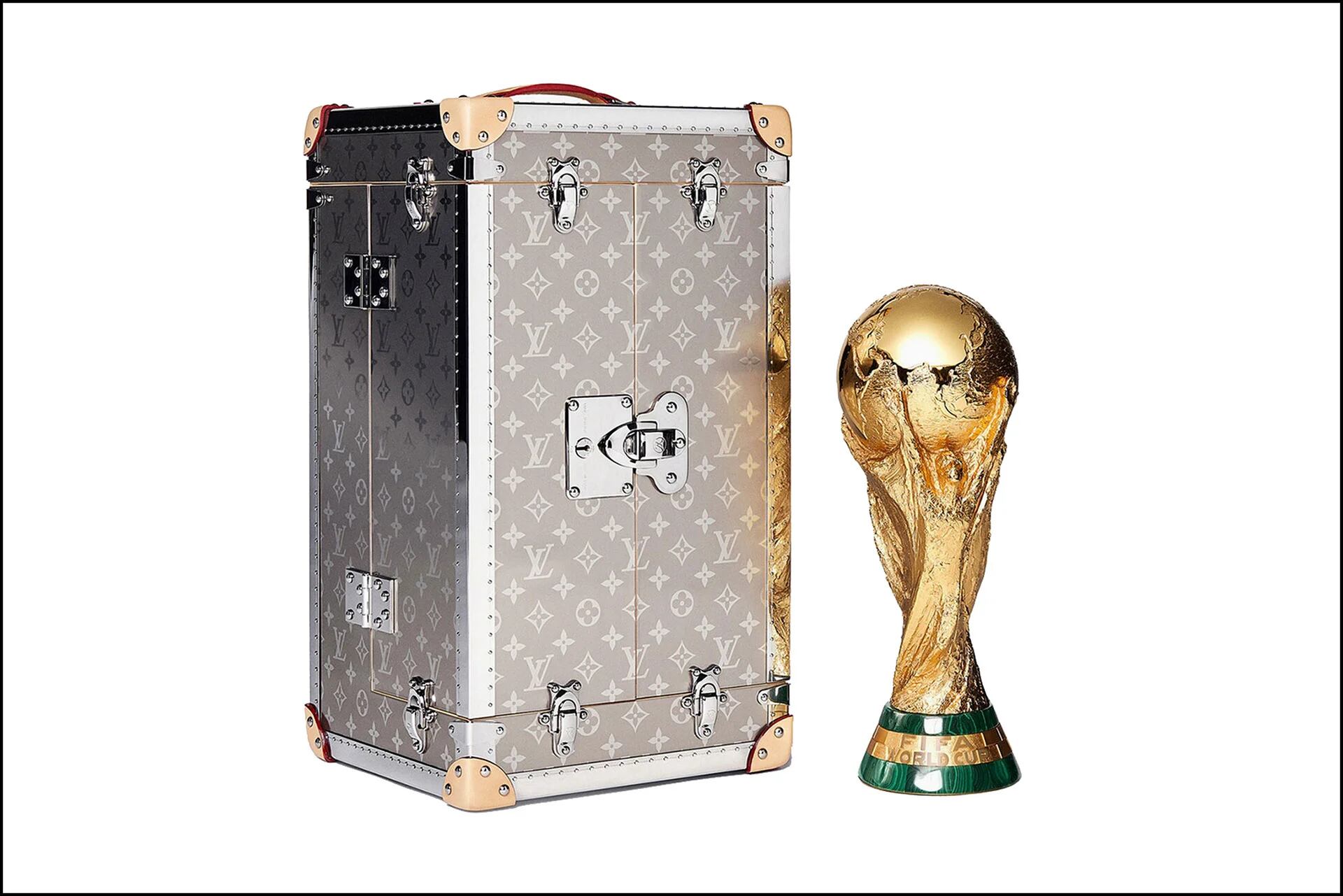 Estudio Logos  Diseño – Marcas: Diseñan un exclusivo estuche Louis Vuitton  para transportar la Copa del Mundial de Fútbol 2010