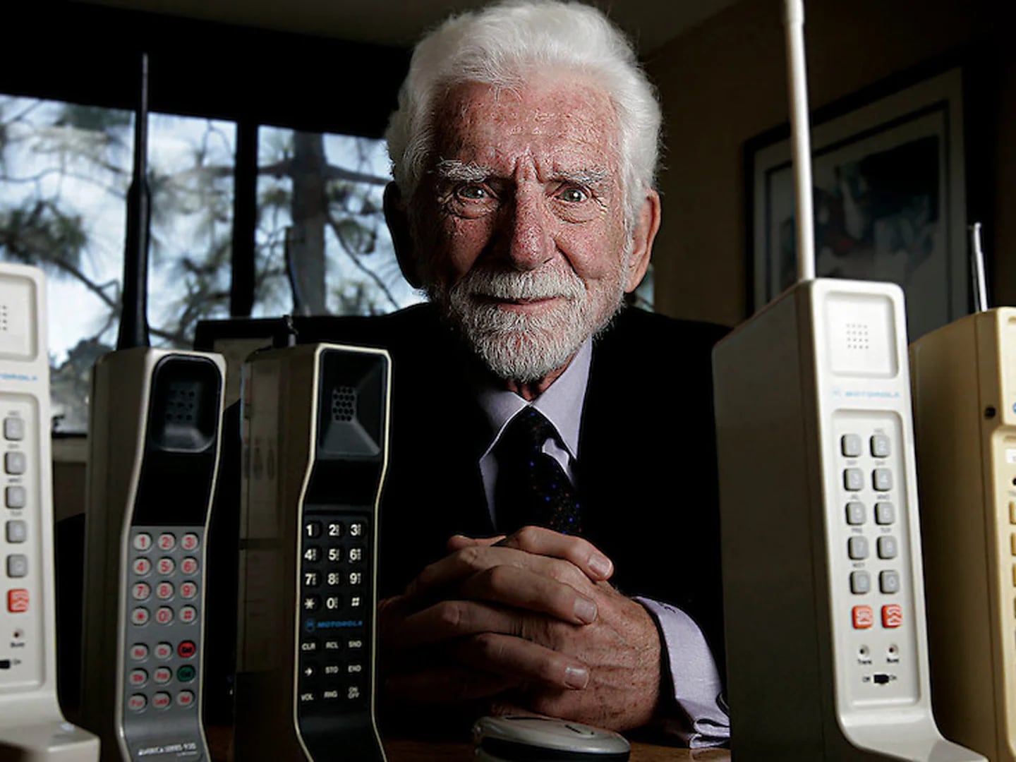 Para los amantes de la tecnología antigua, disponemos de teléfonos básicos  para solo llamadas y mensajes🤩🙌🏻 📱WhatsApp…