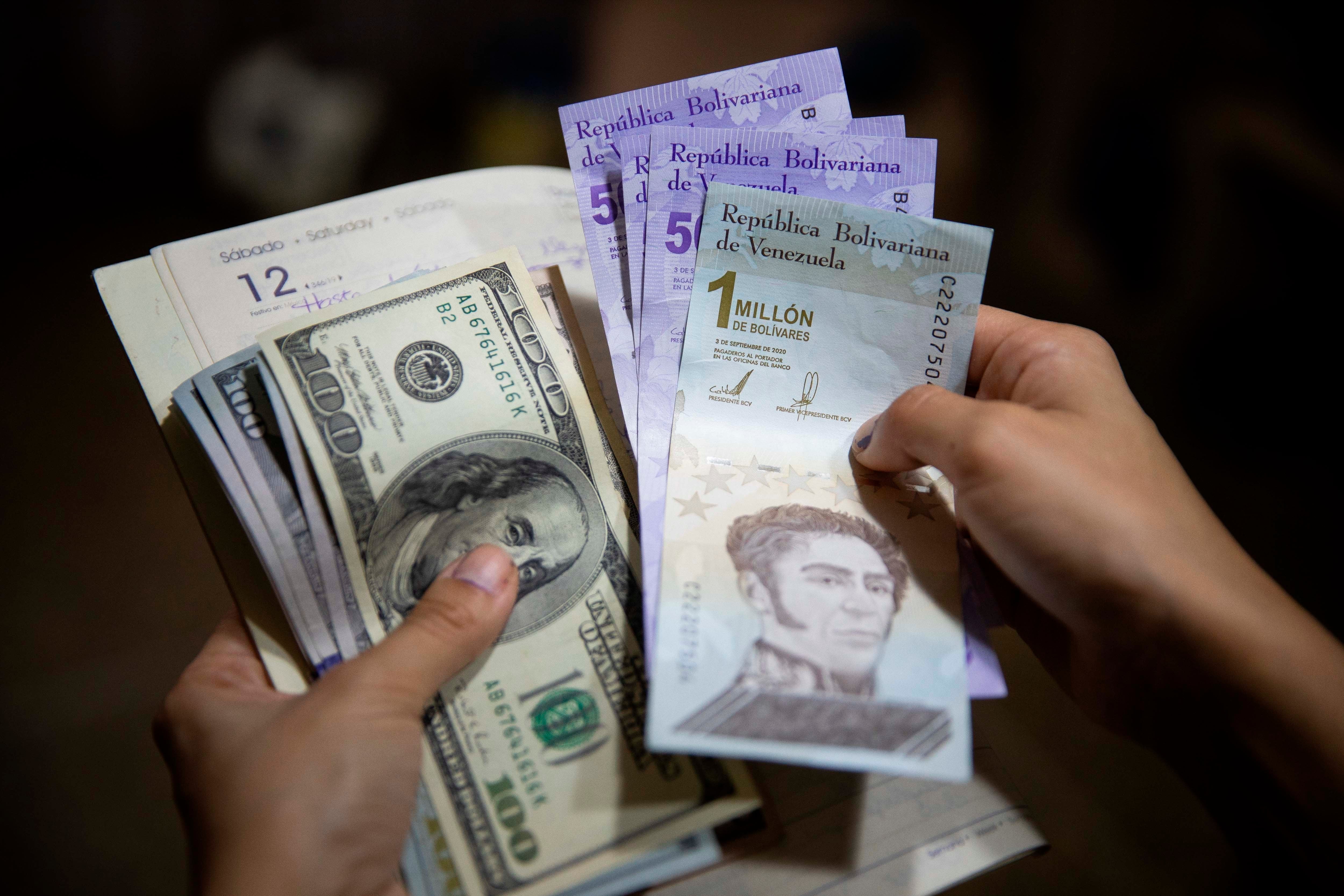 En lo que va del año, Venezuela registró una inflación acumulada de 115% (EFE/Rayner Peña)