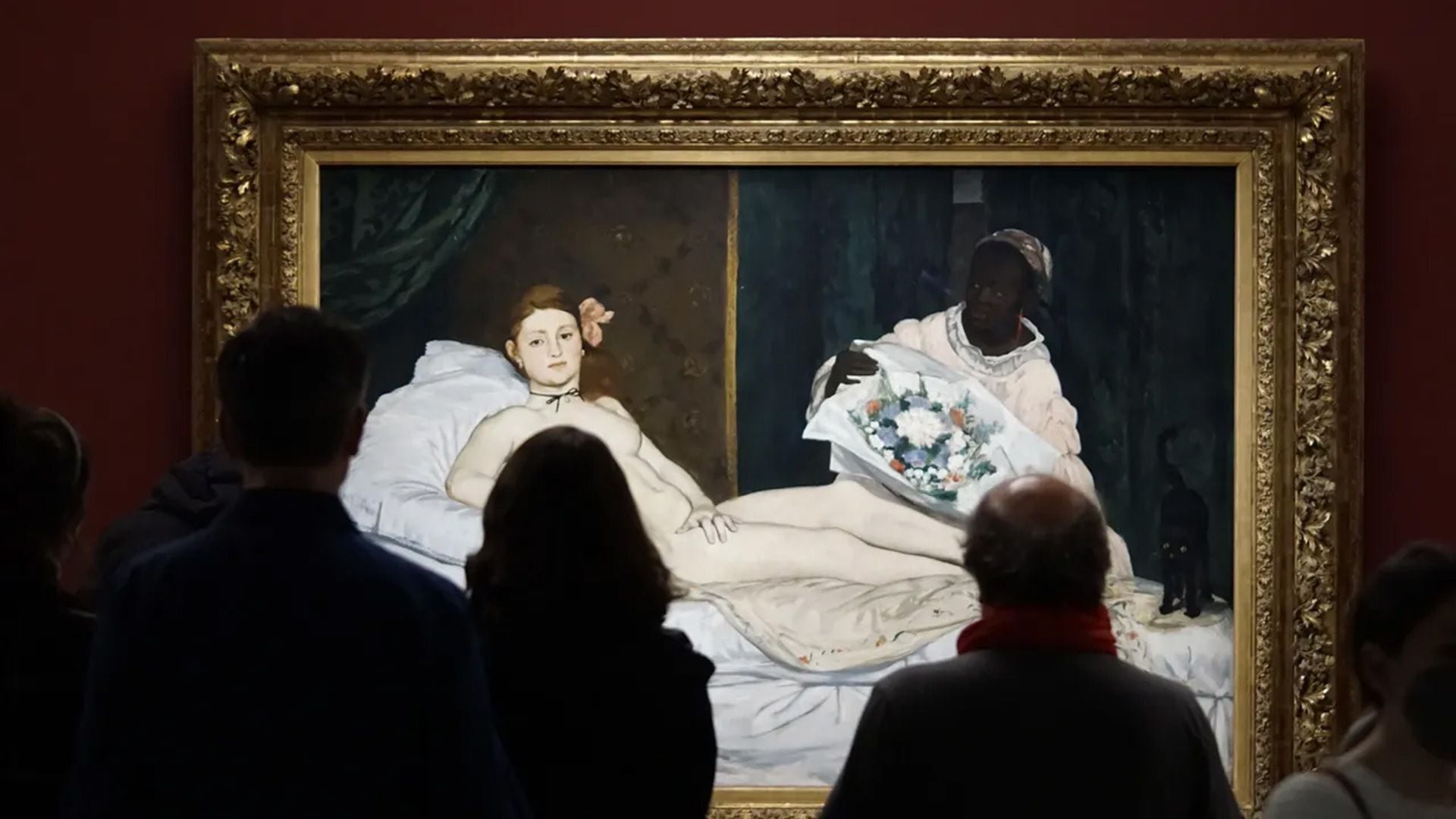 Visitantes del Museo de Orsay observan "Olympia" de Manet (Foto: prensa Musée d'Orsay)