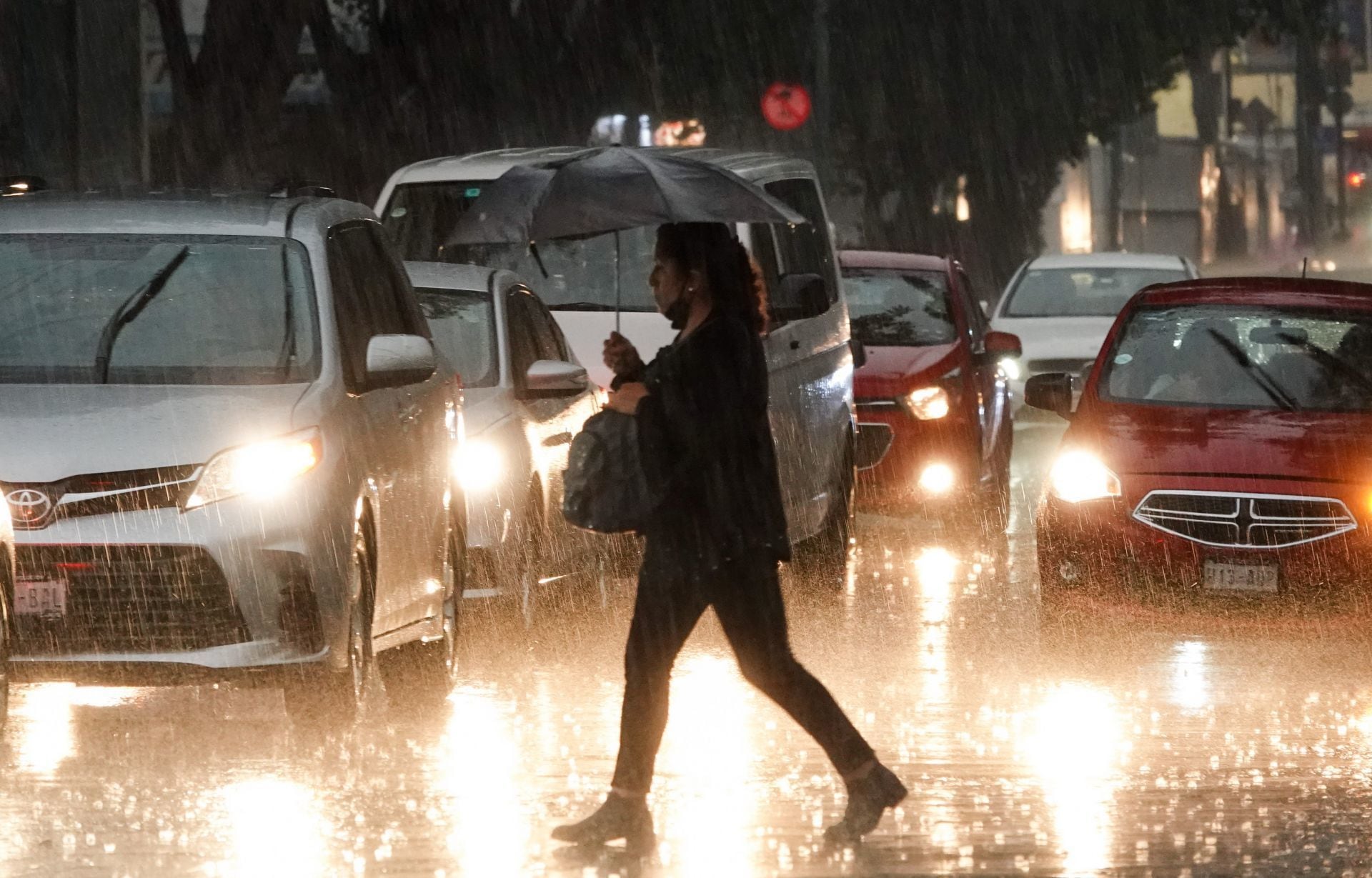 ⁠Nuevo frente frío: se prevén lluvias en estas regiones del país