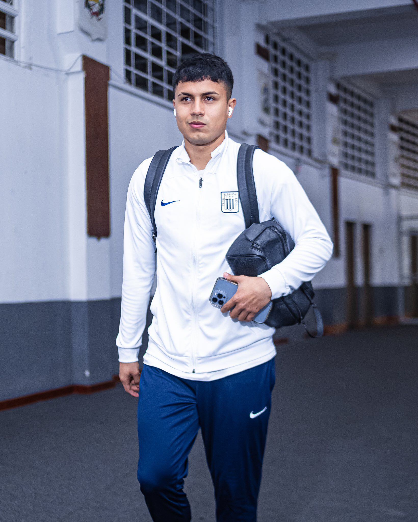 Jairo Concha se perfila para ser titular en Alianza Lima vs Deportivo Municipal por Liga 1.