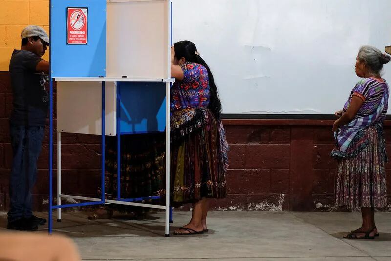 Según analistas y expertos, la intención de Vamos podría ser entorpecer o demorar el proceso electoral, en busca de eventualmente suspenderlo (REUTERS/Josue Decavele)