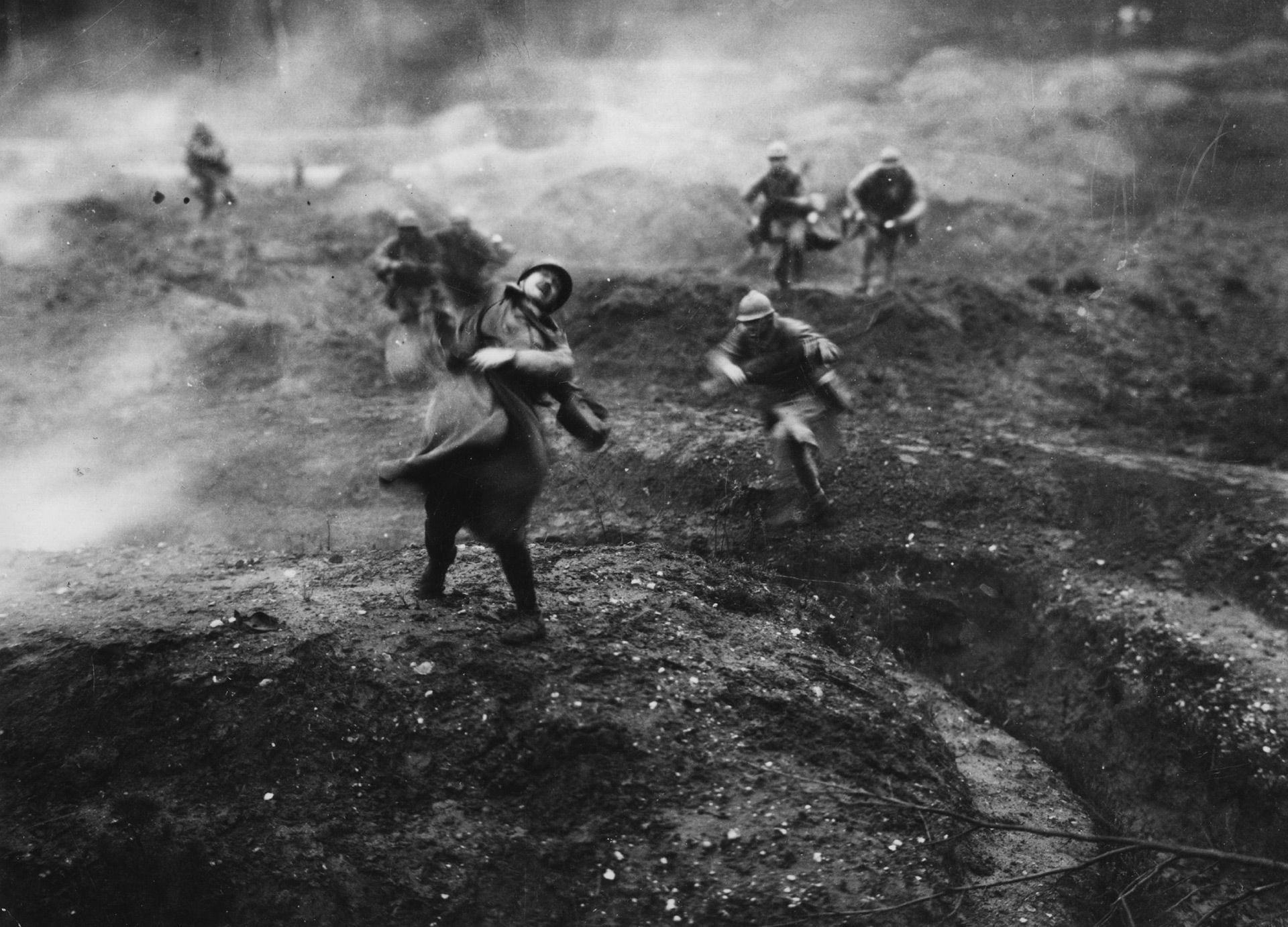 La ofensiva de soldados franceses en la Batalla de Verdún  (Photo by Hulton Archive/Getty Images)