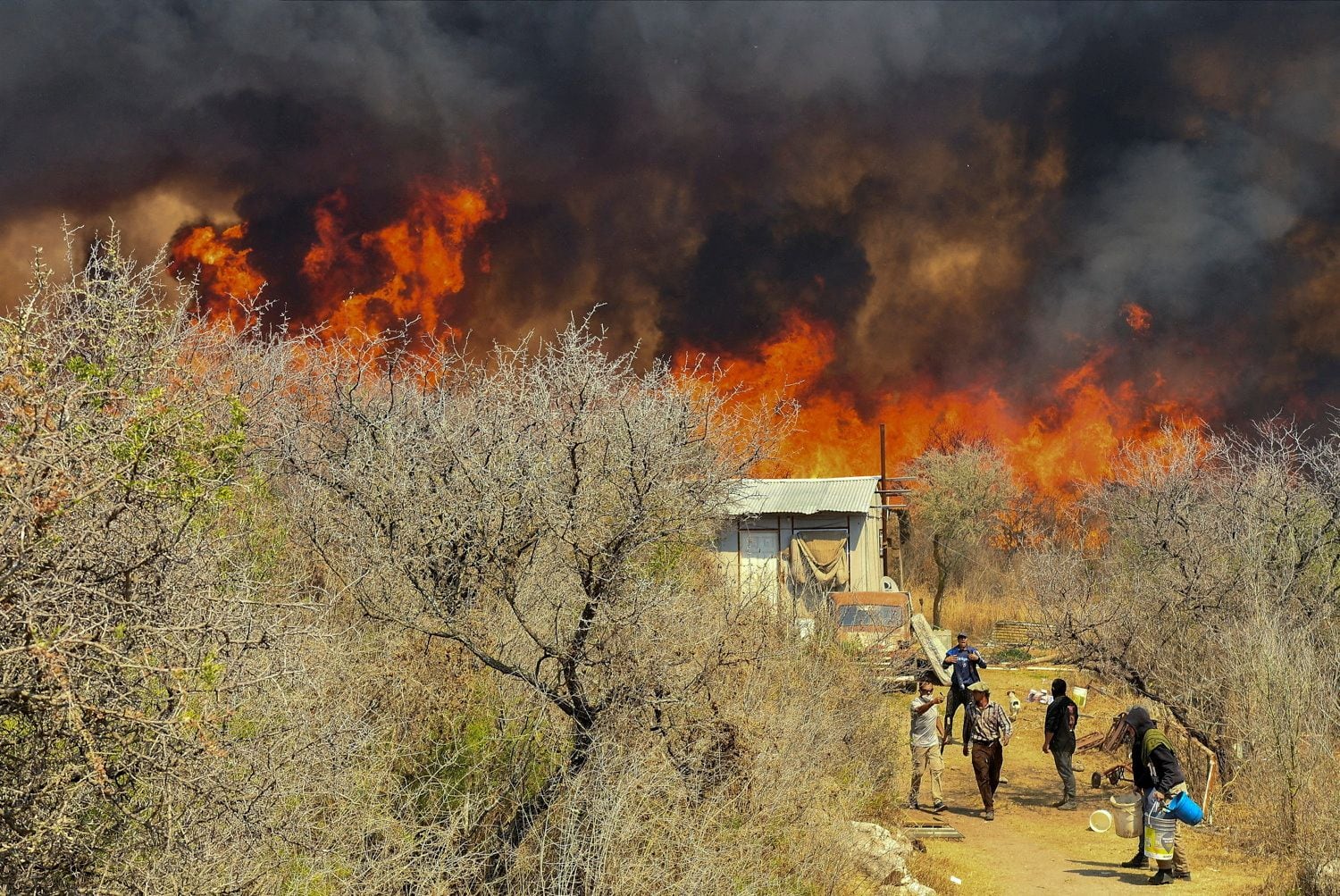 El fuego llegó hasta una casilla en San Esteban, Córdoba