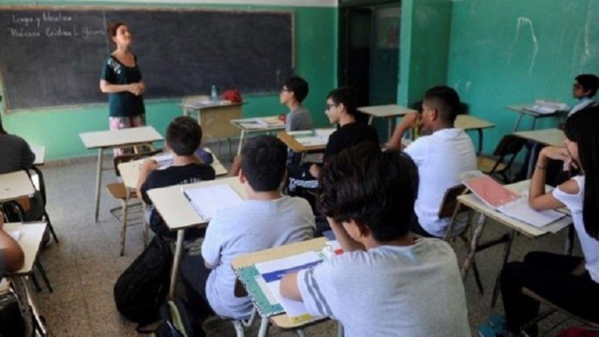 Desigualdad Educativa Solo 3 De Cada 10 Argentinos De Los Sectores Más Pobres Terminaron La 7760