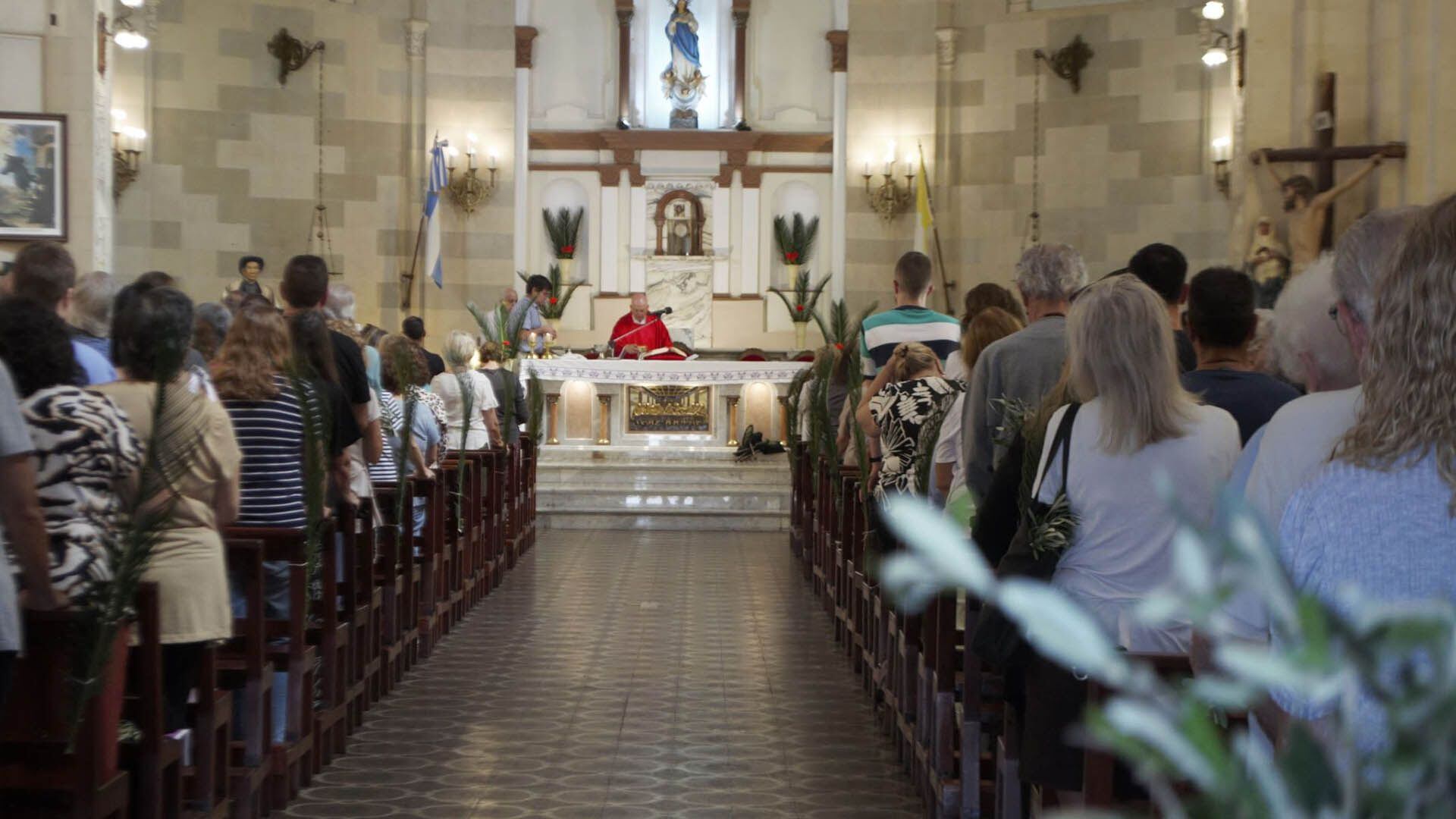 Una mujer abandonó a su bebé recién nacido en la parroquia Inmaculada Concepción de Rosario