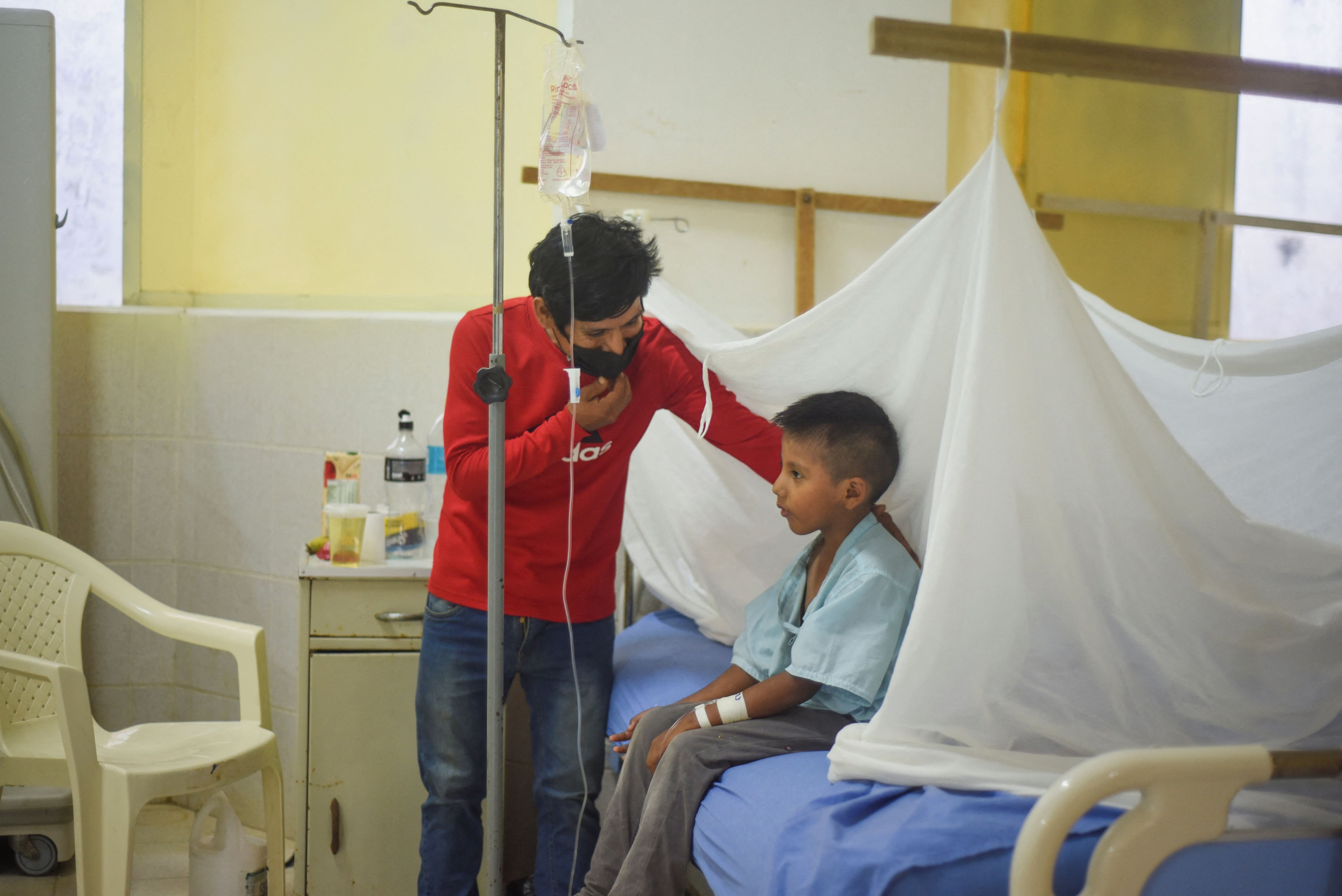 El dengue en los niños dura entre 5 y 10 días aproximadamente, si no se desarrollan complicaciones (REUTERS/Claudia Morales)