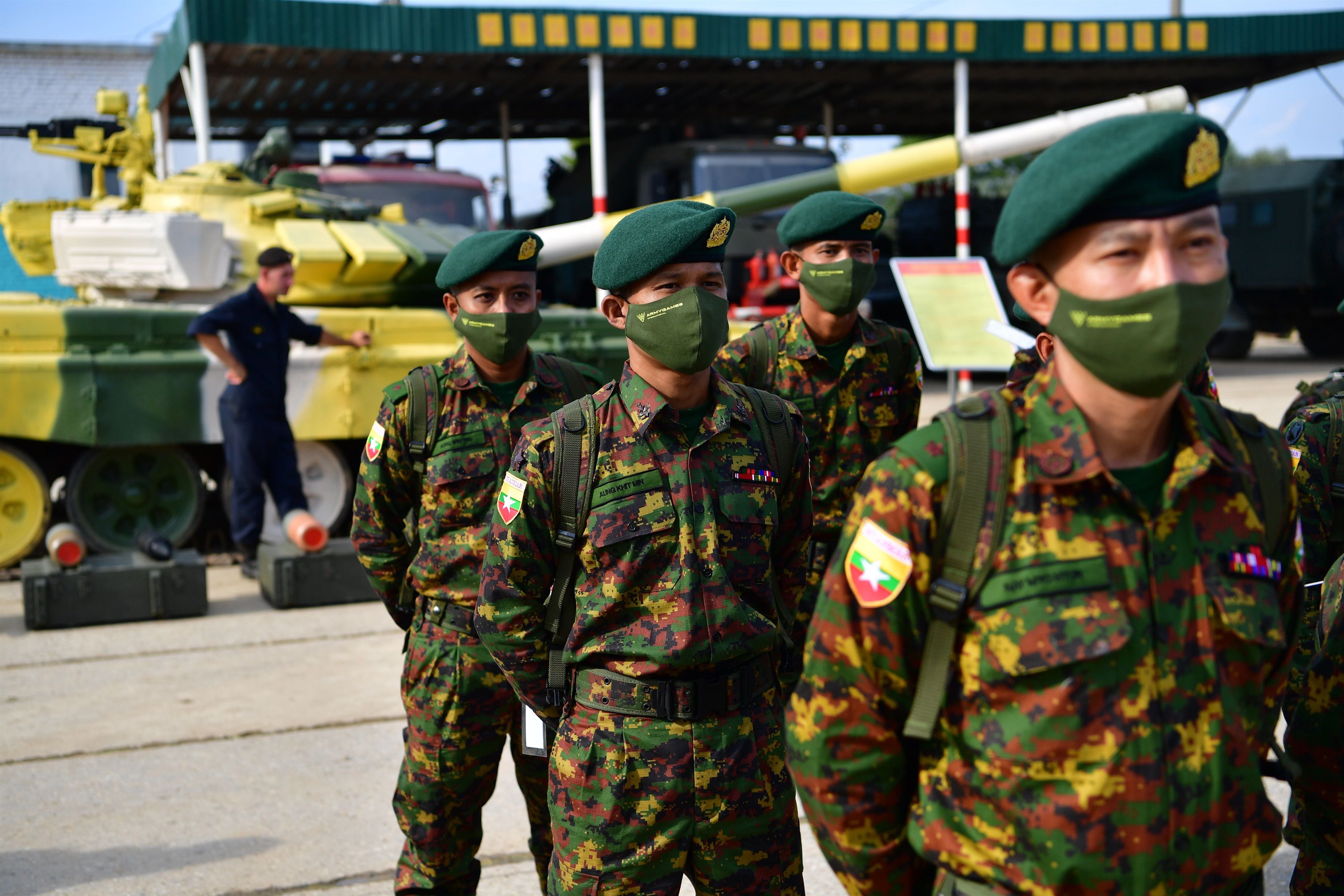 04/02/2022 Militares del Ejército birmano durante un desfile en una imagen de archivo POLITICA BIRMANIA (MYANMAR) INTERNACIONAL ALEXEY MAISHEV / SPUTNIK / CONTACTO 