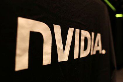 Nvidia era conocida como fabricante de placas aceleradoras de video para computadoras multipropósito y hogareñas, pero su negocio se fue diversificando hasta llegar a la inteligencia artificial en rubros como los vehículos autónomos, y ahora se vuelca a las operaciones en la Nube.
REUTERS/Robert Galbraith