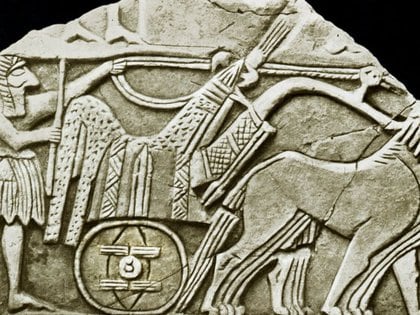 El eje con rueda más antiguo que se descubrió estaba en un torno de alfarero en la Mesopotamia, y luego se dio el salto intelectual hacia la carreta (Science Photo Library)