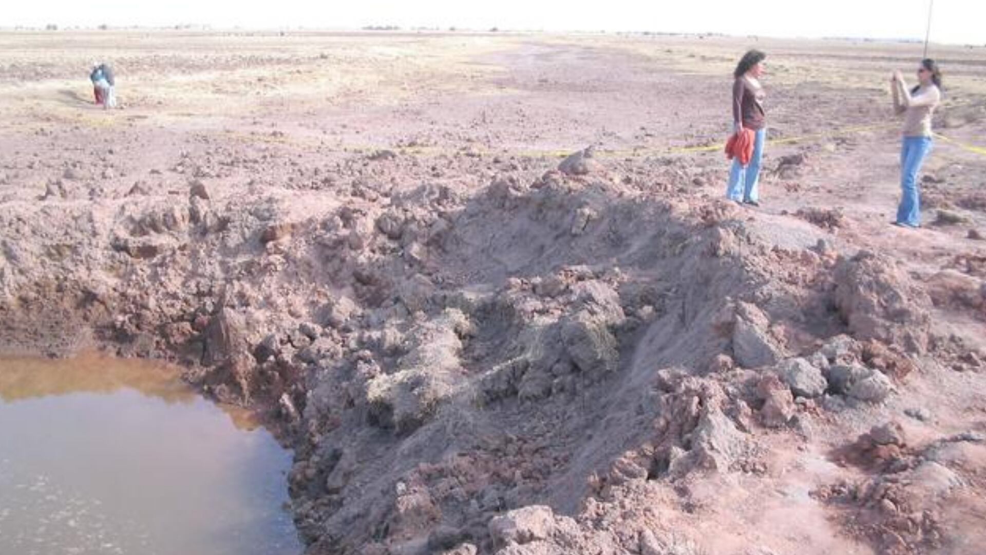 Meteorito en Puno – Terremoto en Pisco – Perú - 6 de enero