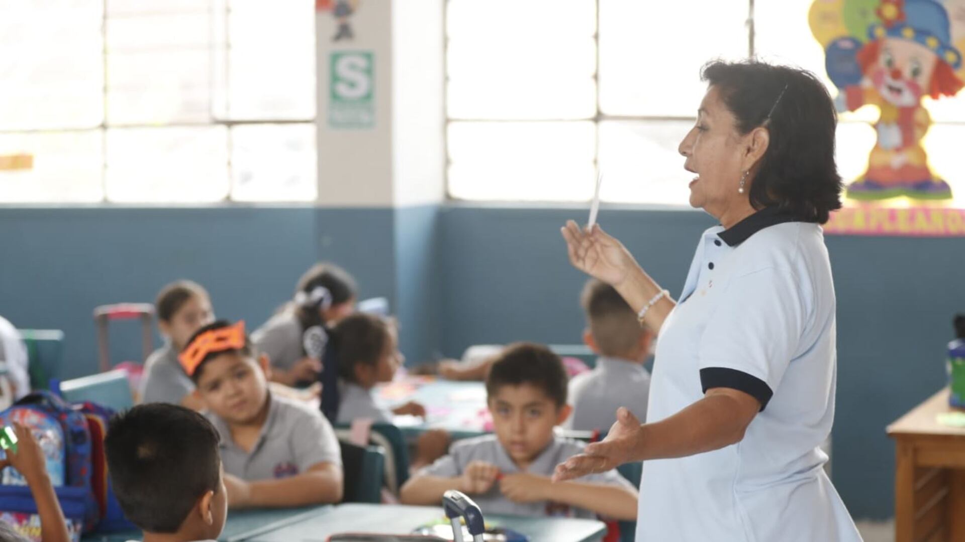 El proyecto de los profesores interinos que atentaría contra la enseñanza escolar y ocasionó cambios en el Ministerio de Educación| Andina