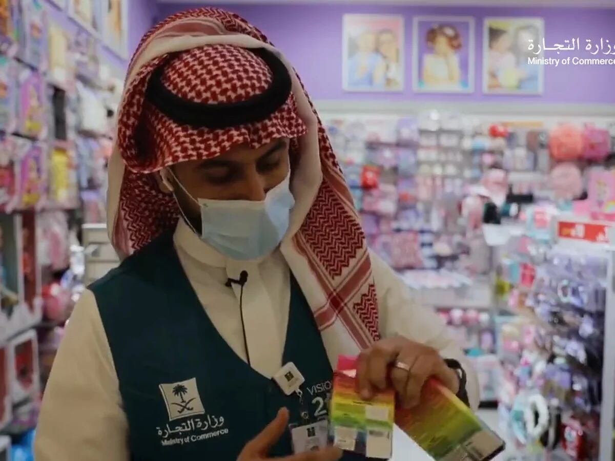 Arabia Saudita lanzó una campaña “anti arcoíris” y comenzó a confiscar  productos que promuevan “colores homosexuales” - Infobae