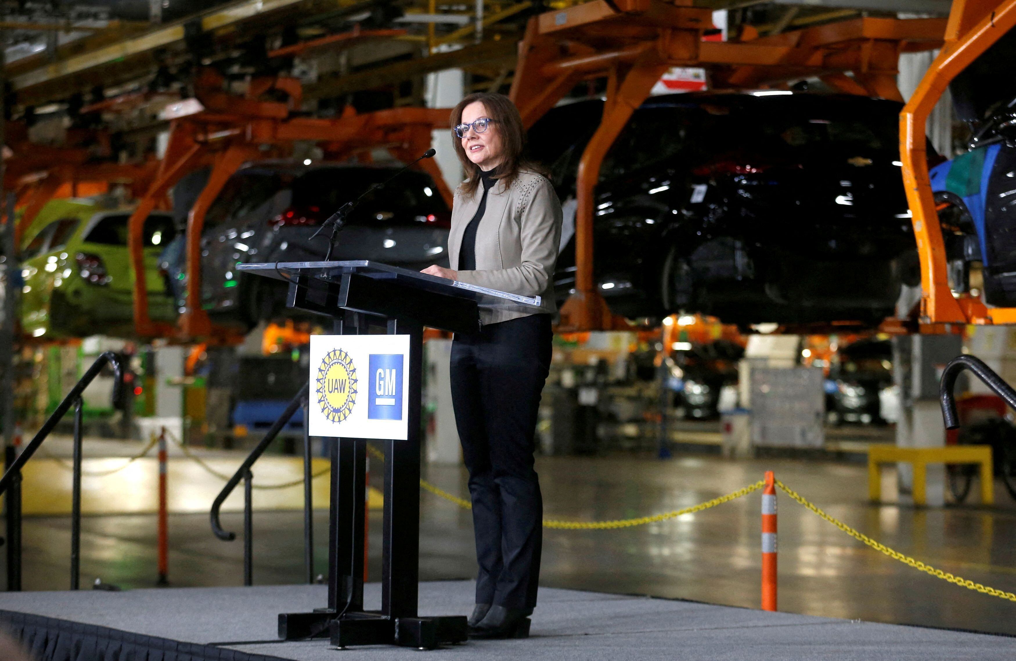 Autos eléctricos: General Motors avanza en un plan de reducción de costos en los Estados Unidos