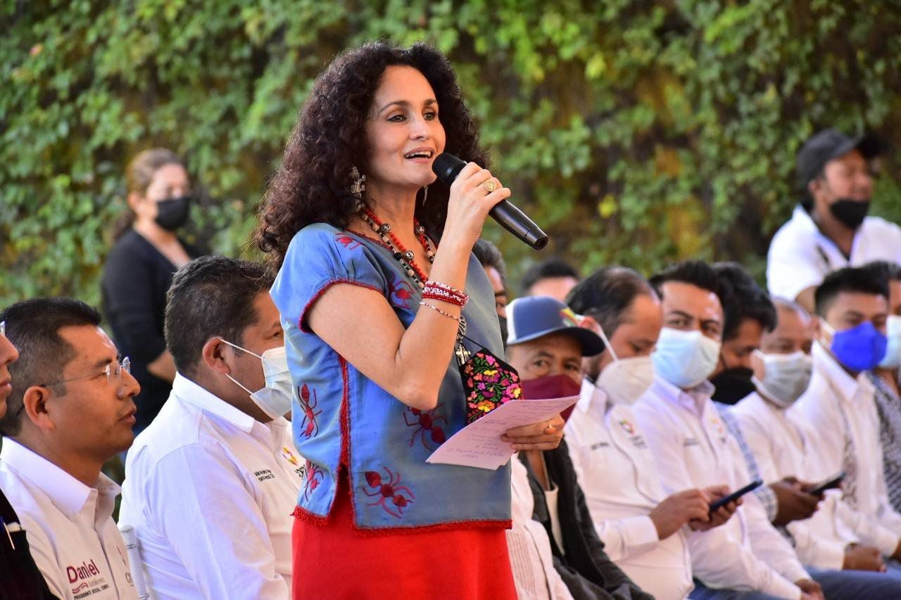 Susana Harp ha sfidato Mario Delgado a batterlo per il bene nella candidatura di Oaxaca