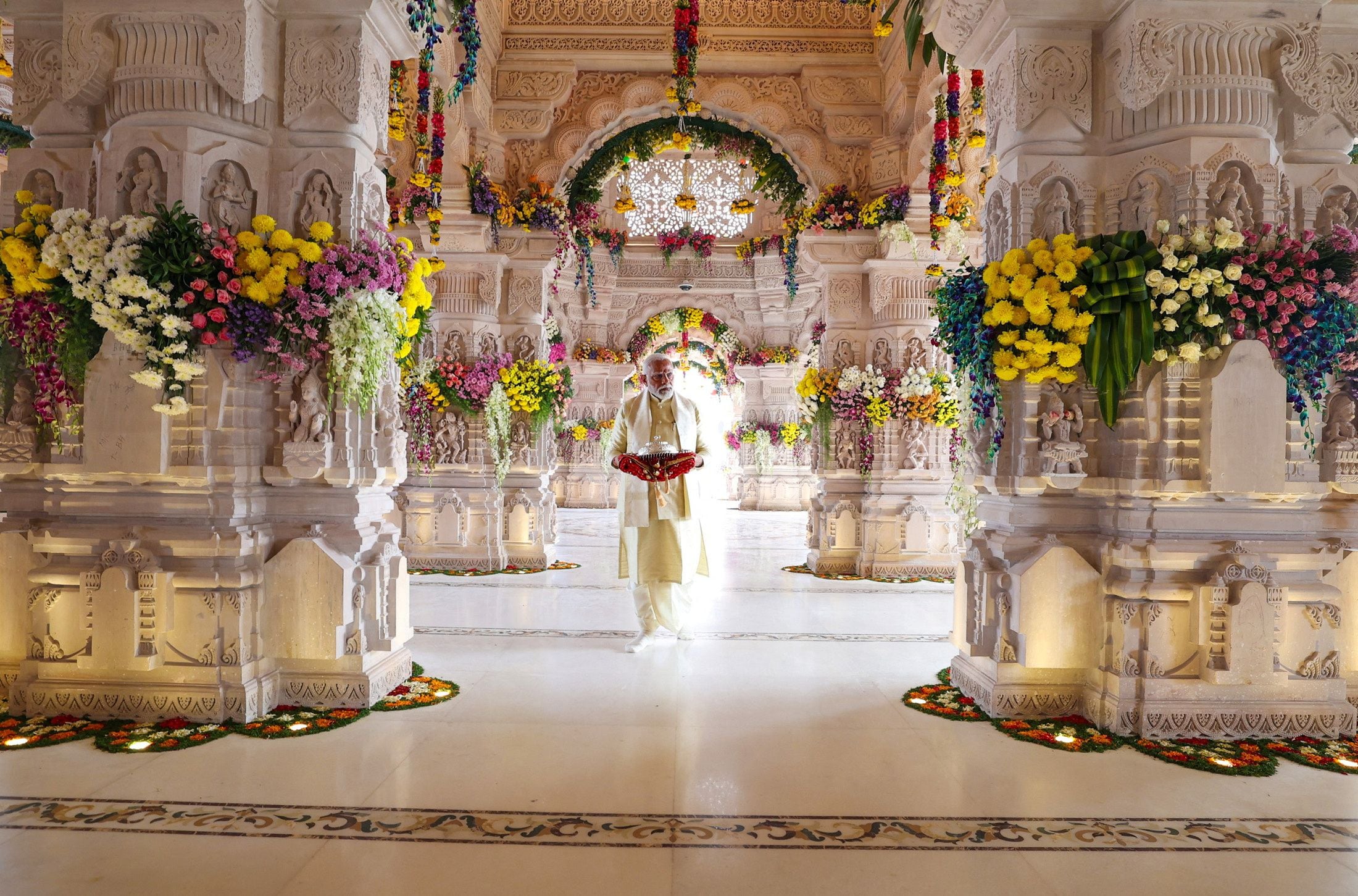 El templo está dedicado al dios hindú Rama en Ayodhya (India's Press Information Bureau/Handout via REUTERS)