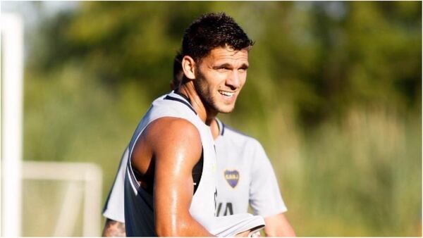 Lisandro Magallán juega en Boca y estudia abogacía en la Universidad Nacional de La Plata. (Foto Instagram)