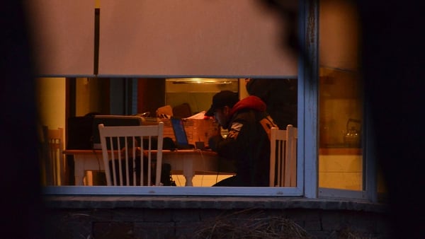 El allanamiento en El Calafate terminó el domingo por la noche (Foto: Juan Pablo Raposo)