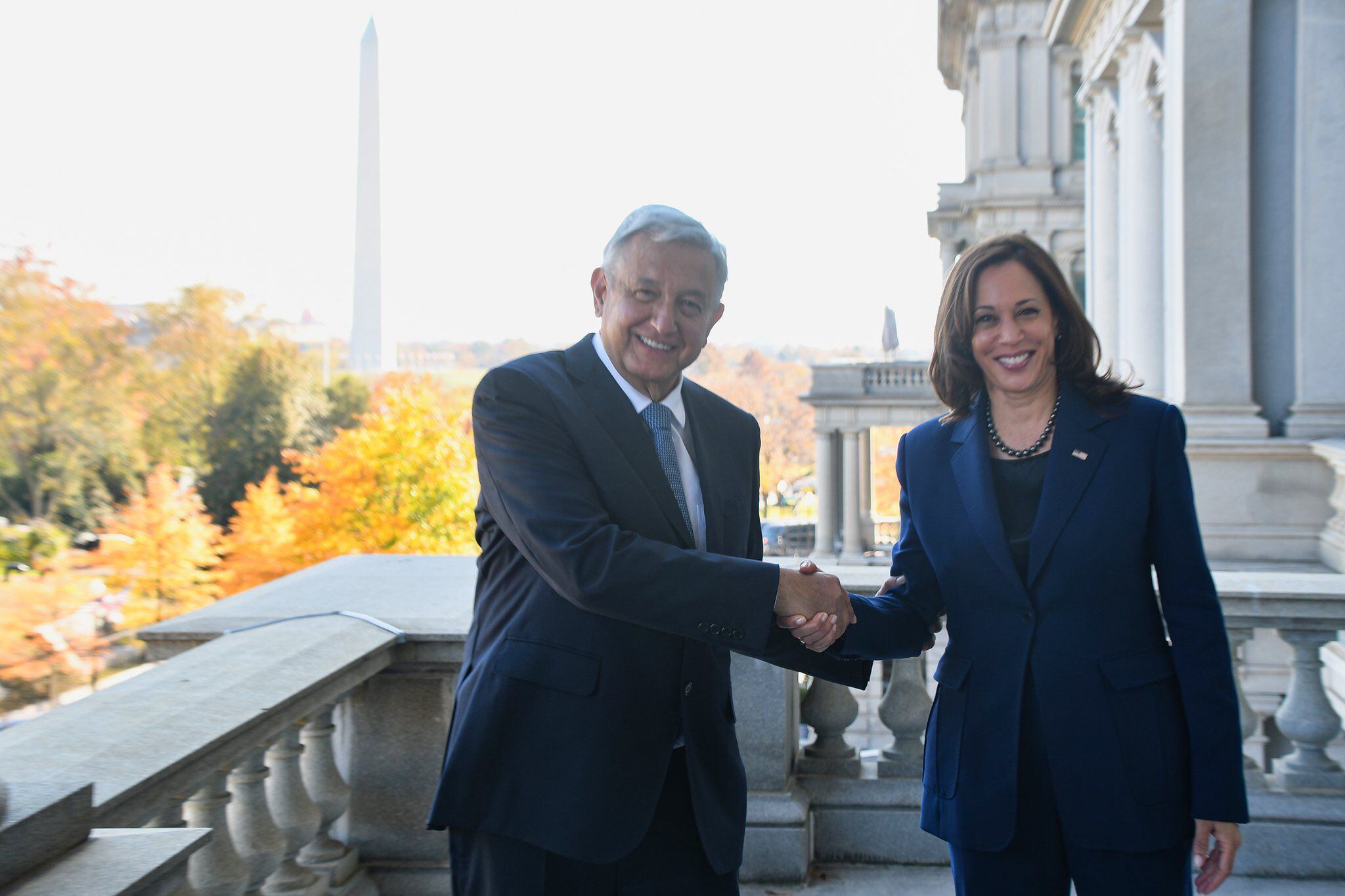 AMLO Kamala Harris