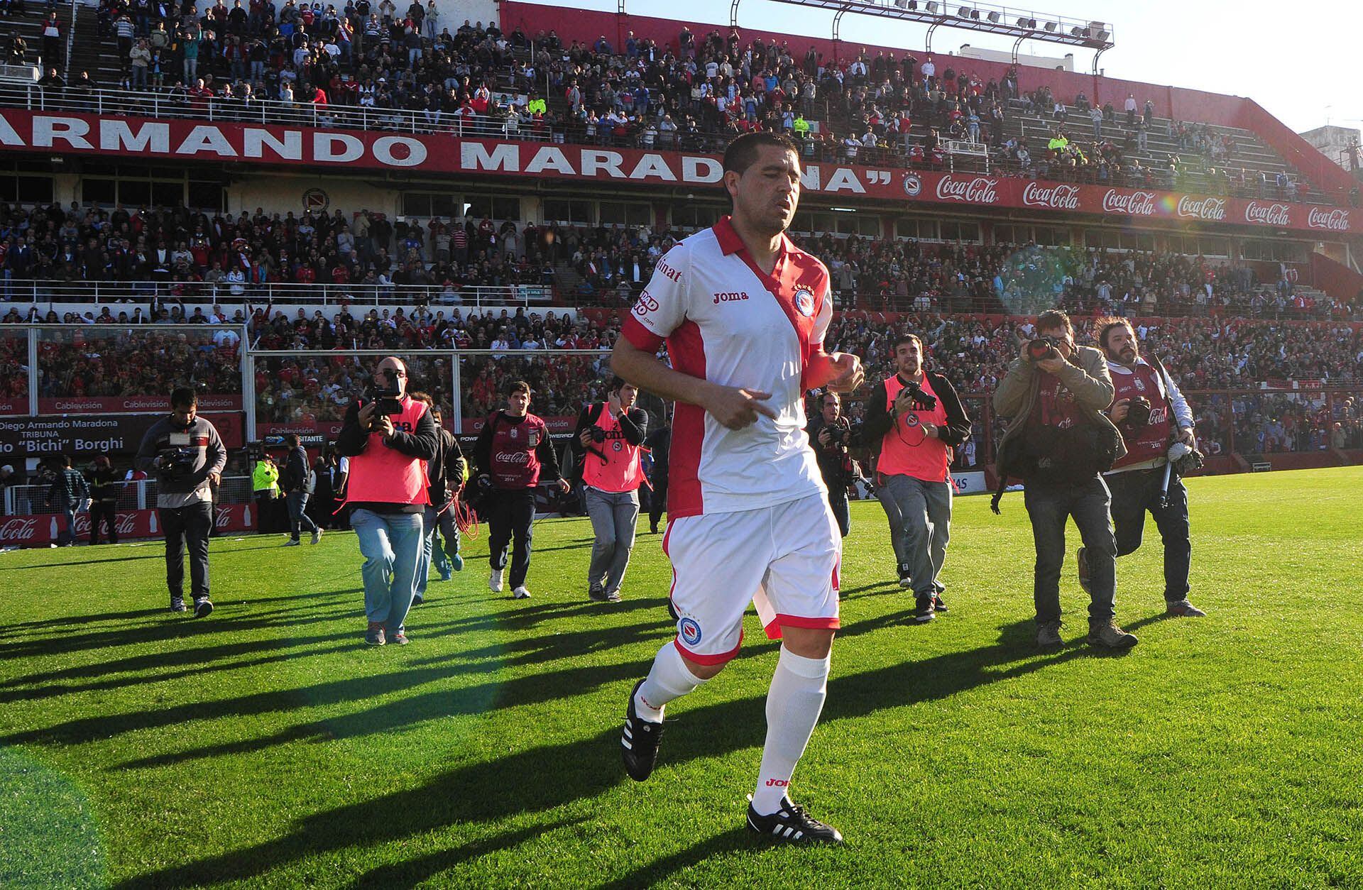 Tras su primer retiro, Juan Román Riquelme volvió a Boca en 2013 por pedido de Carlos Bianchi (FOTO NA: HUGO RAMOS)