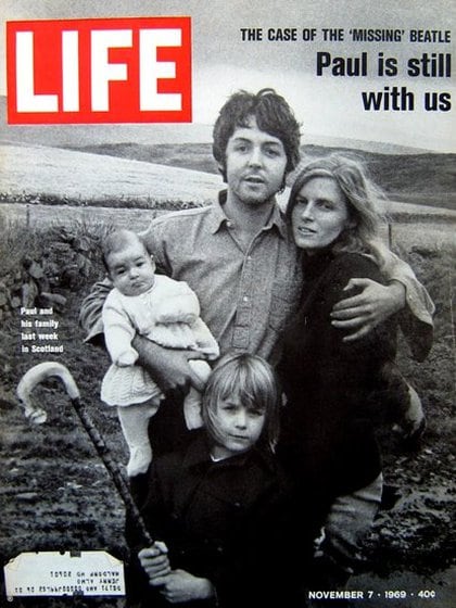 En noviembre de 1969, Paul reveló que la banda The Beatles se había disuelto durante esta entrevista, pero nadie prestó atención. (Foto: Time)